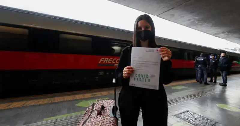 treno frecciarossa covid free 6