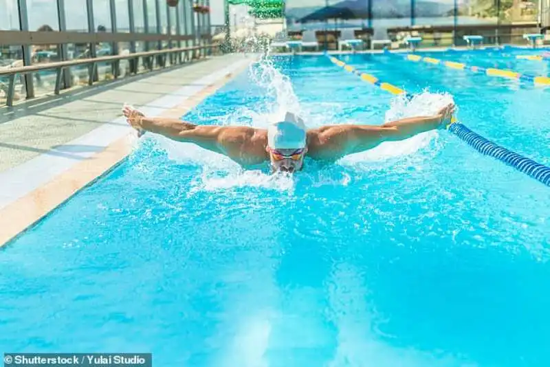 Una piscina