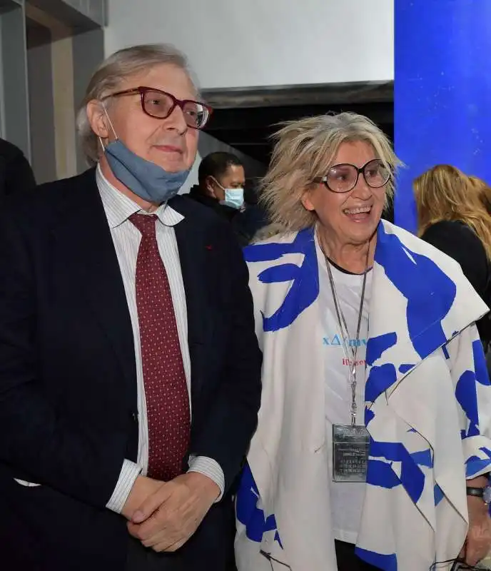 vittorio sgarbi  alda fendi  foto di bacco