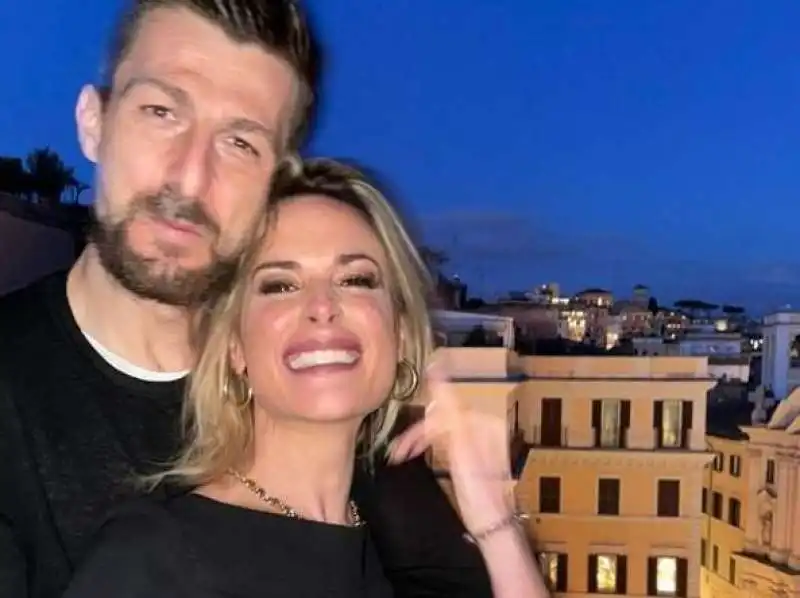 acerbi e la compagna claudia scarpari 