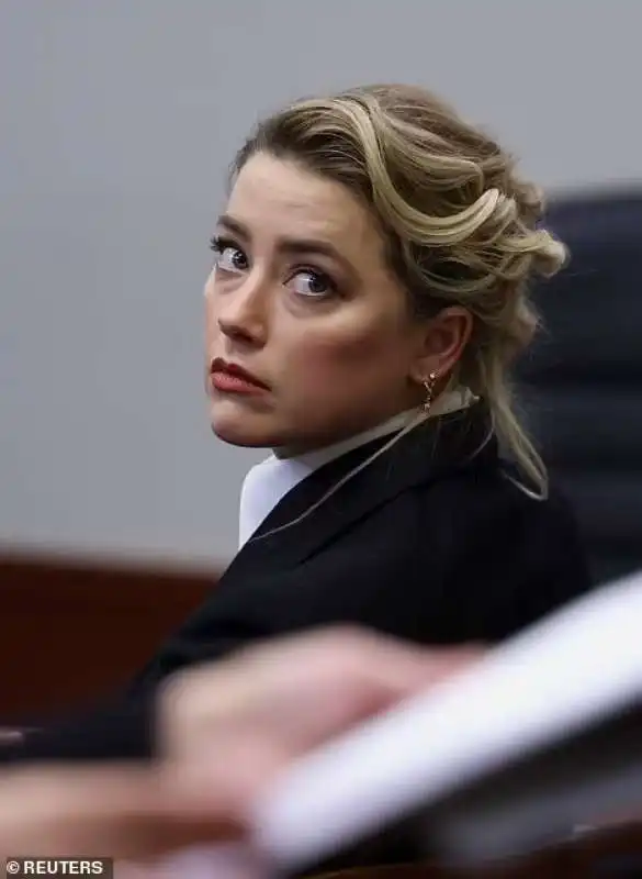 Amber Heard al processo in Virginia 2