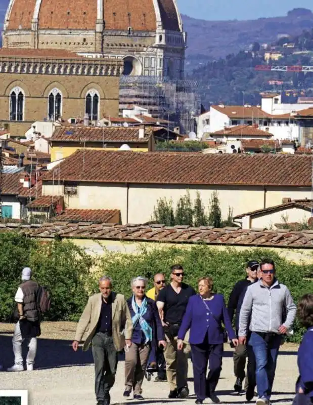 angela merkel a firenze con annette schavan e horst bredekamp