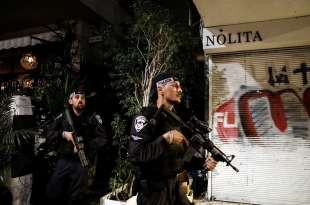 attentato a tel aviv forze di sicurezza israeliane