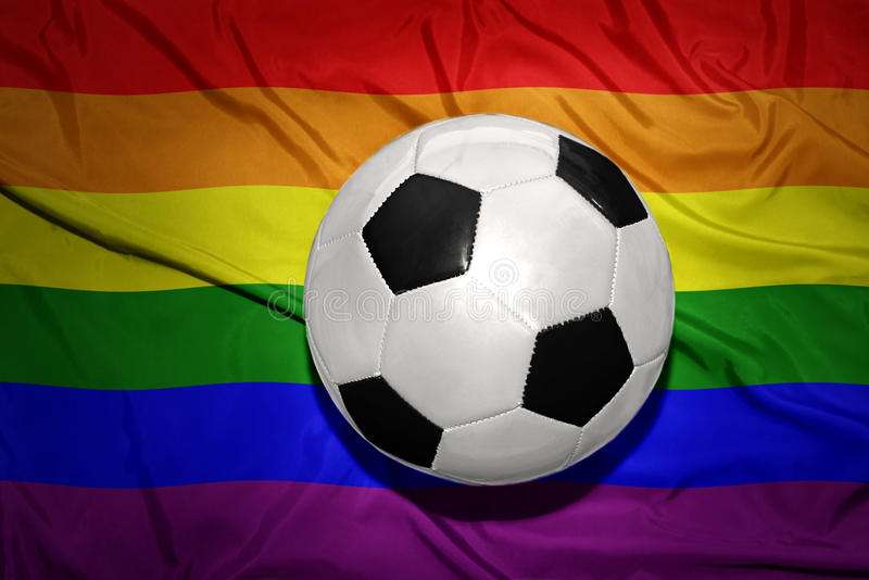 bandiera lgbt calcio 5