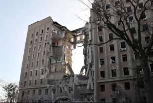 bombardamenti a mykolaiv 8