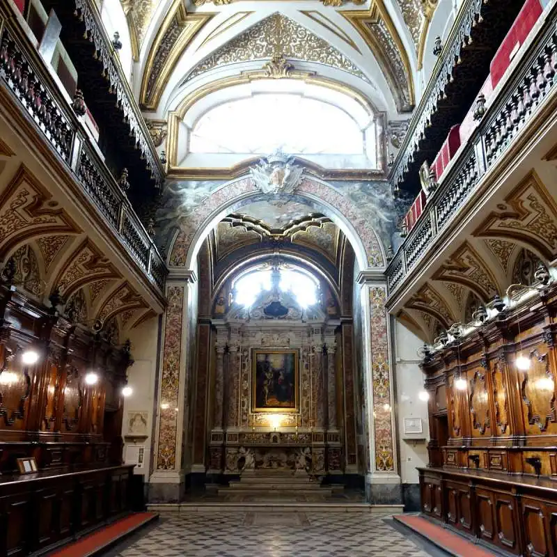 chiesa di san domenico maggiore a napoli