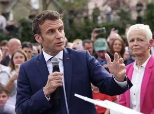 emmanuel macron a chatenois