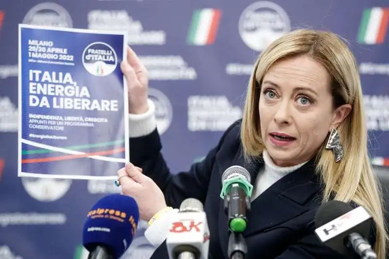 giorgia meloni presenta la conferenza programmatica di fratelli d’italia   1