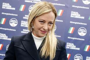 giorgia meloni presenta la conferenza programmatica di fratelli d’italia 4