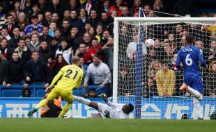 gol di eriksen contro il chelsea