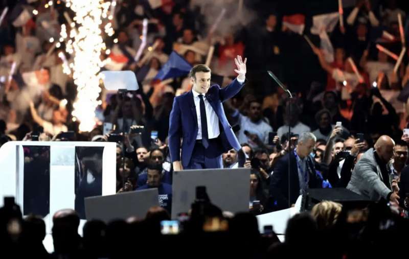 il discorso di macron alla defense arena 1