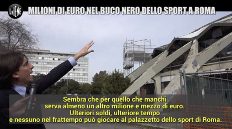 il servizio delle iene sul palazzetto dello sport di viale tiziano 9