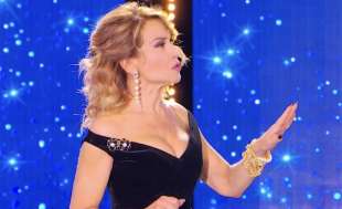 la pupa e il secchione show 5