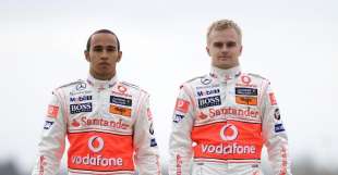 LEWIS HAMILTON E HEIKKI KOVALAINEN