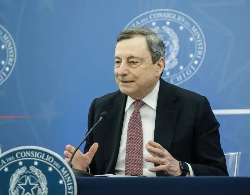 MARIO DRAGHI 1 