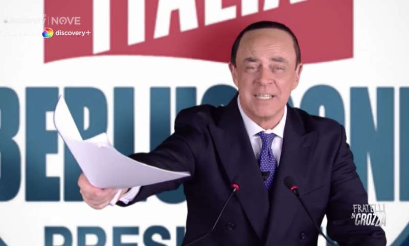 maurizio crozza imita silvio berlusconi 3