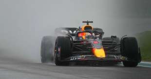 pole position di max verstappen a imola