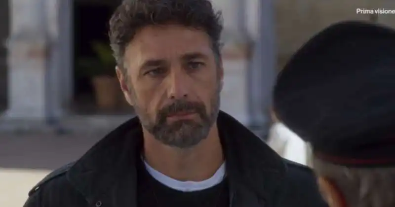 raoul bova in don matteo 1