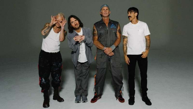 RED HOT CHILLI PEPPERS UNLIMITED LOVE