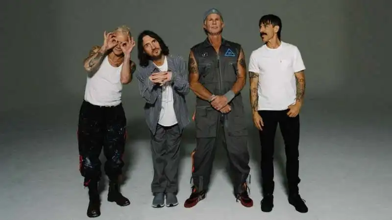 RED HOT CHILLI PEPPERS UNLIMITED LOVE 