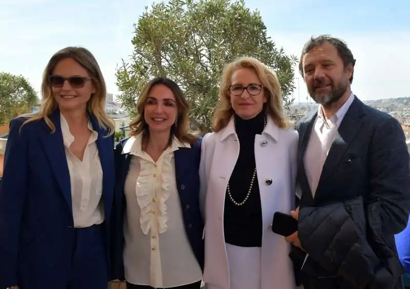 sarah varetto  paola e federica lucisano  massimiliano orfei  foto di bacco