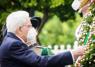 sergio mattarella visita acerra per il 25 aprile 4