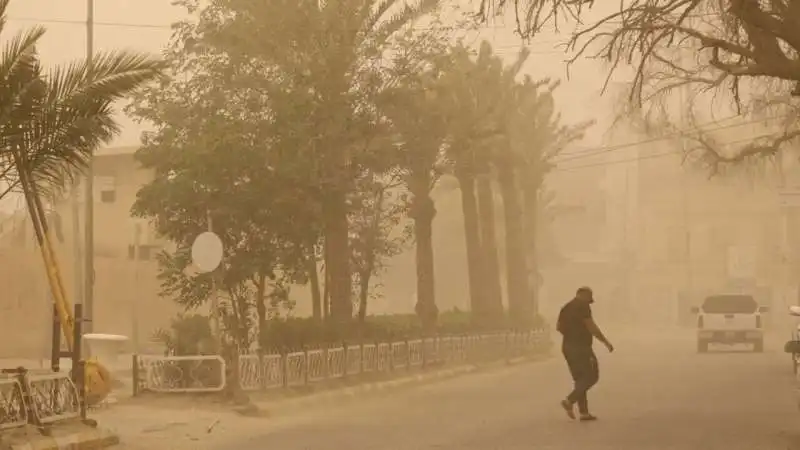 Tempesta di sabbia in Iraq