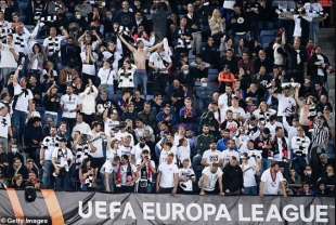 TIFOSI EINTRACHT FRANCOFORTE A BARCELLONA