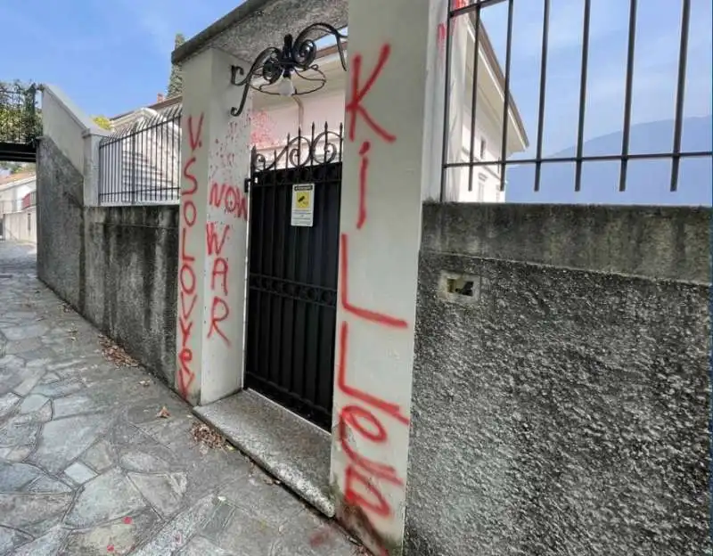 vandalizzata la villa di vladimir solovyov a como 5