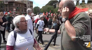 vauro e la manifestante