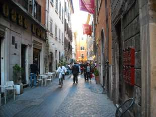 via dei pastini roma 1