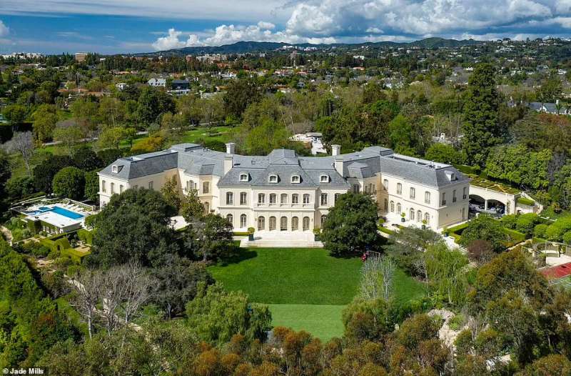 Villa a Holmby Hills