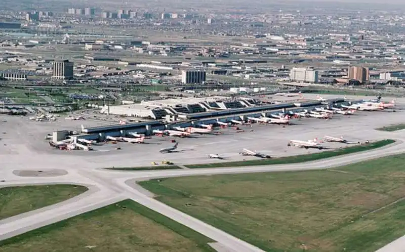 aeroporto toronto pearson 1