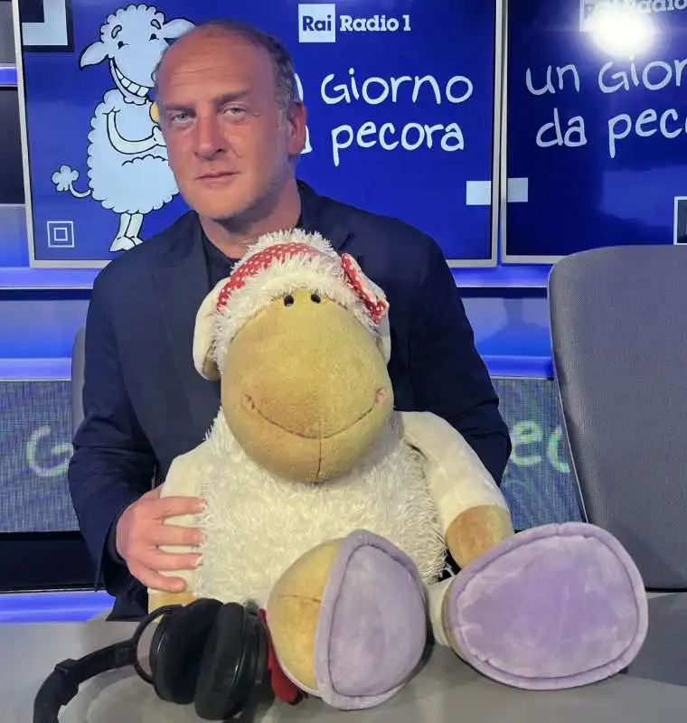 ANDREA RUGGIERI A UN GIORNO DA PECORA 