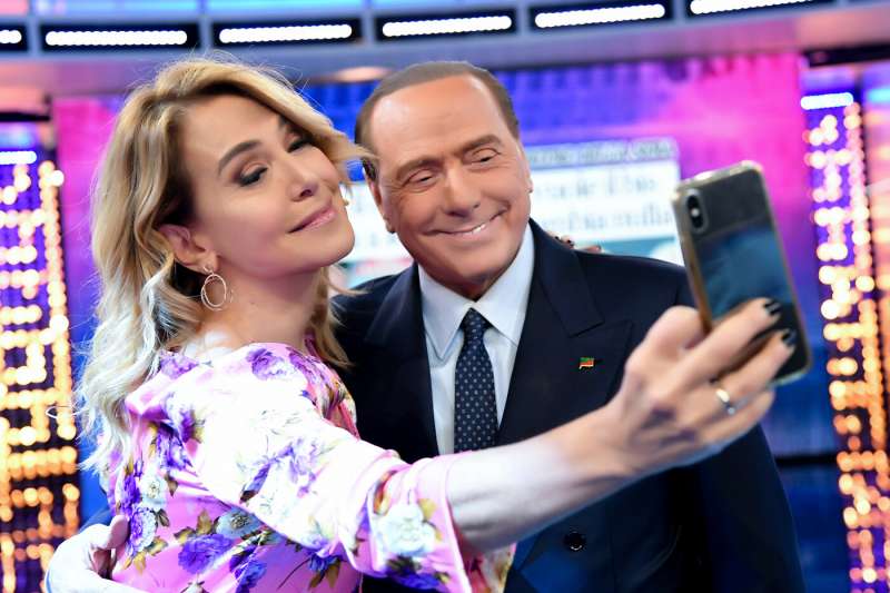 barbara d urso silvio berlusconi