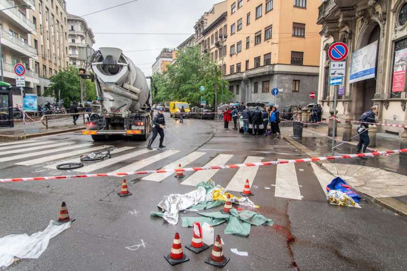 donna investita a milano da una betoniera 2