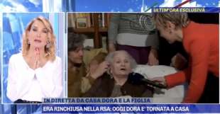 dora piarulli a pomeriggio 5 con barbara d urso 2