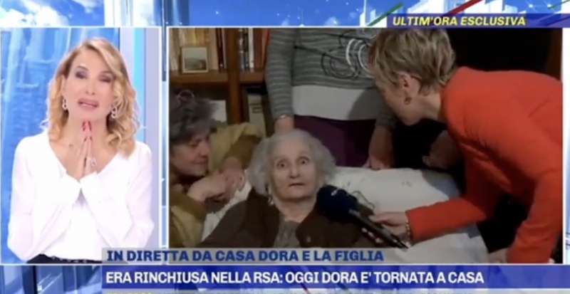 dora piarulli a pomeriggio 5 con barbara d urso 3