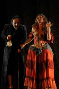 eva robins a teatro con l'avaro di moliere