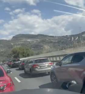 fabio briatore bloccato in autostrada