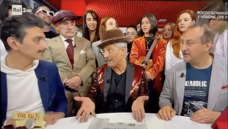 fiorello   viva rai2 