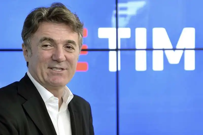 flavio cattaneo  tim 