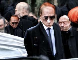 foto dei funerali di berlusconi create da claudio riccio con l intelligenza artificiale 8