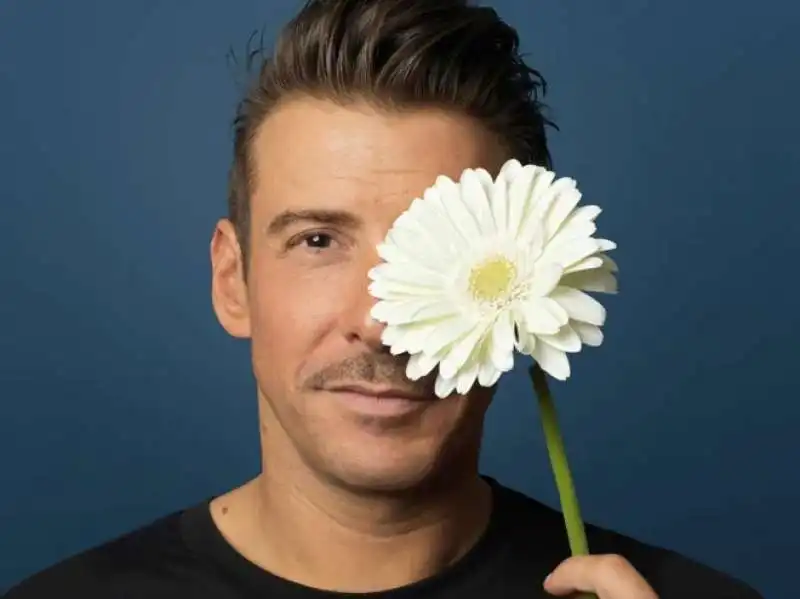 FRANCESCO GABBANI - CI VUOLE UN FIORE