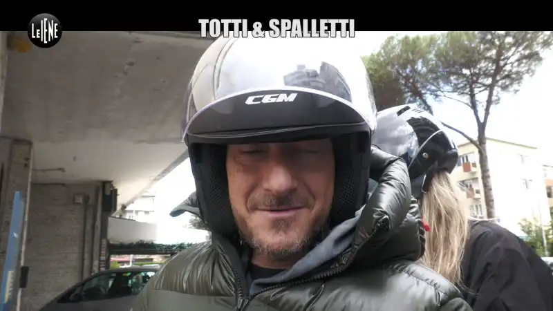 FRANCESCO TOTTI LE IENE 1