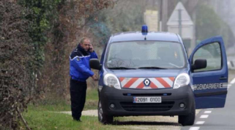 francia bambina morta trovata nella spazzatura