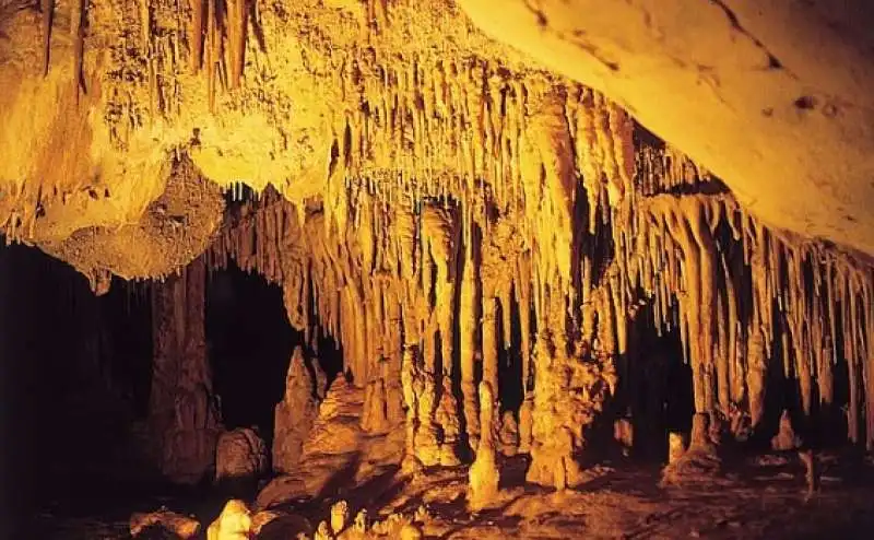 grotta di es carritx a minorca 