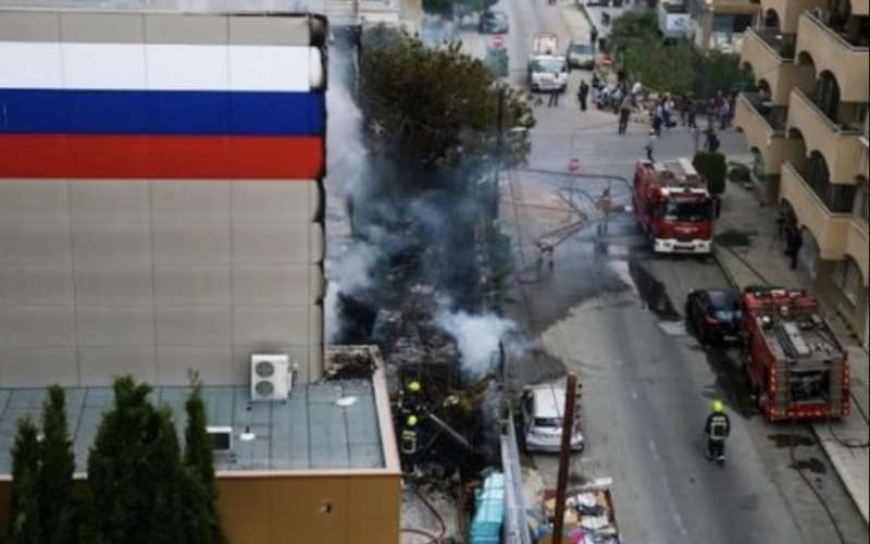 incendio al centro di scienza e cultura russo a nicosia, cipro 3