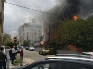 incendio al centro di scienza e cultura russo a nicosia, cipro 6