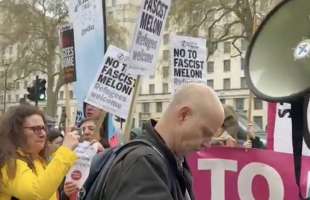 MANIFESTAZIONE CONTRO GIORGIA MELONI A LONDRA 3